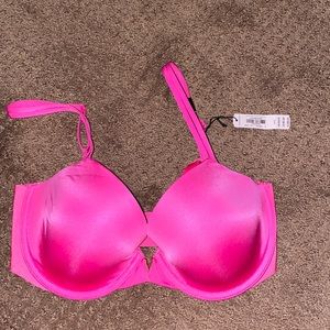Victoria’s Secret bra